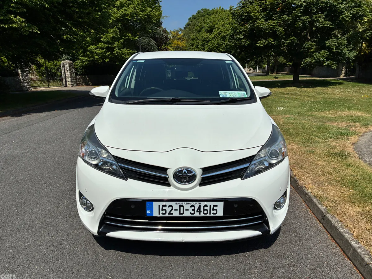 Toyota Verso MPV, Petrol, 2015, White