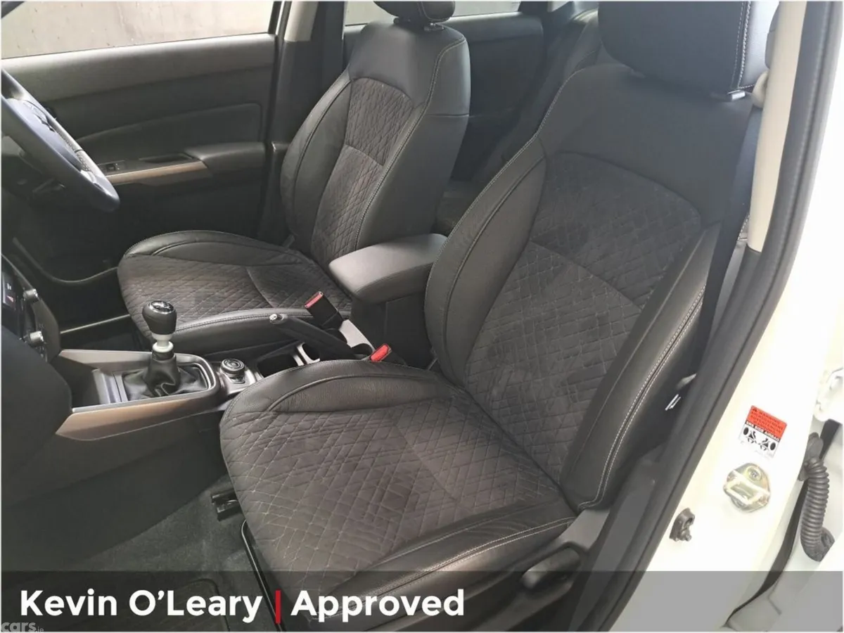 Suzuki Vitara SUV, Petrol Hybrid, 2025, White