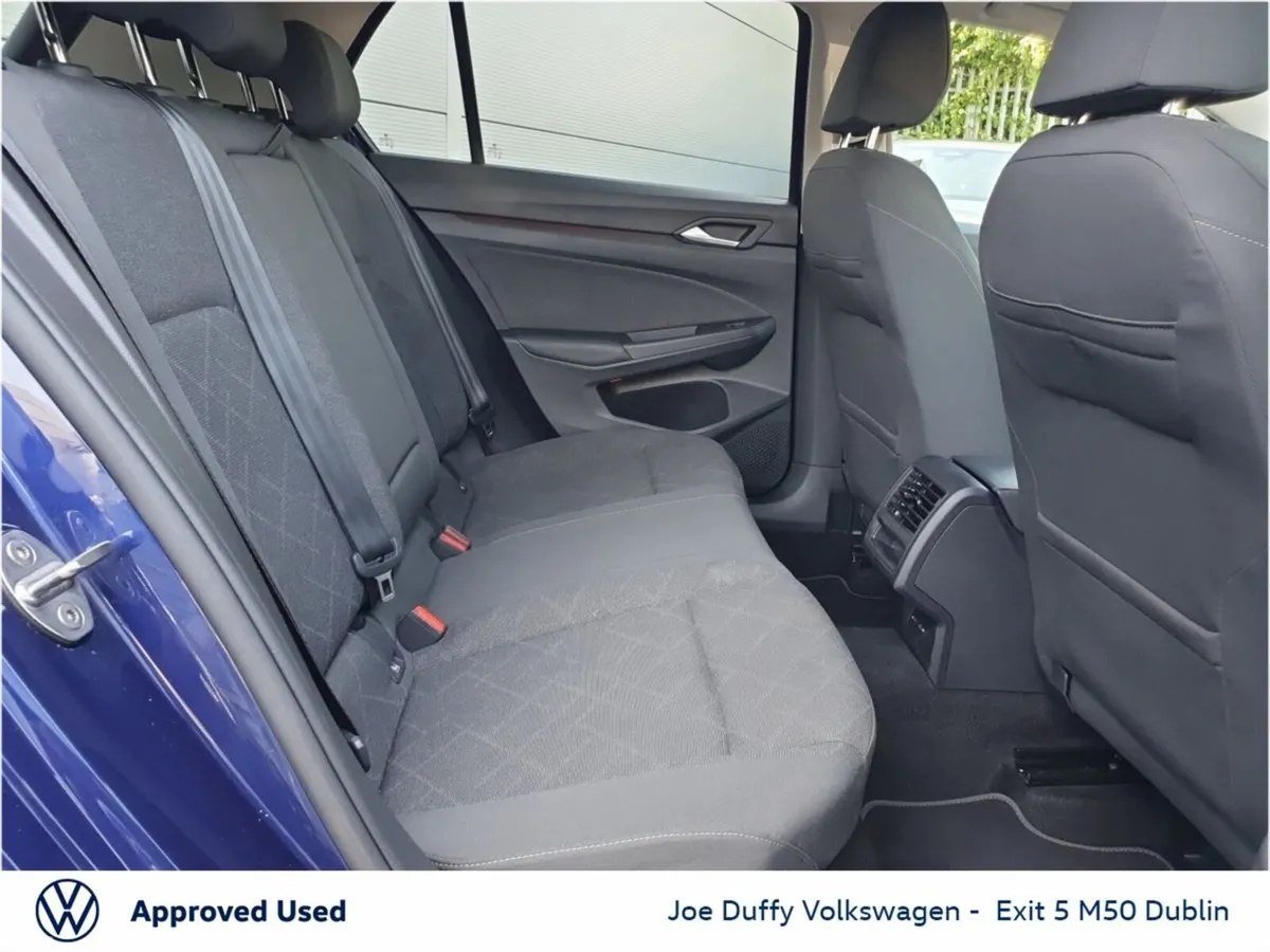 Volkswagen Golf Estate, Diesel, 2023, Blue