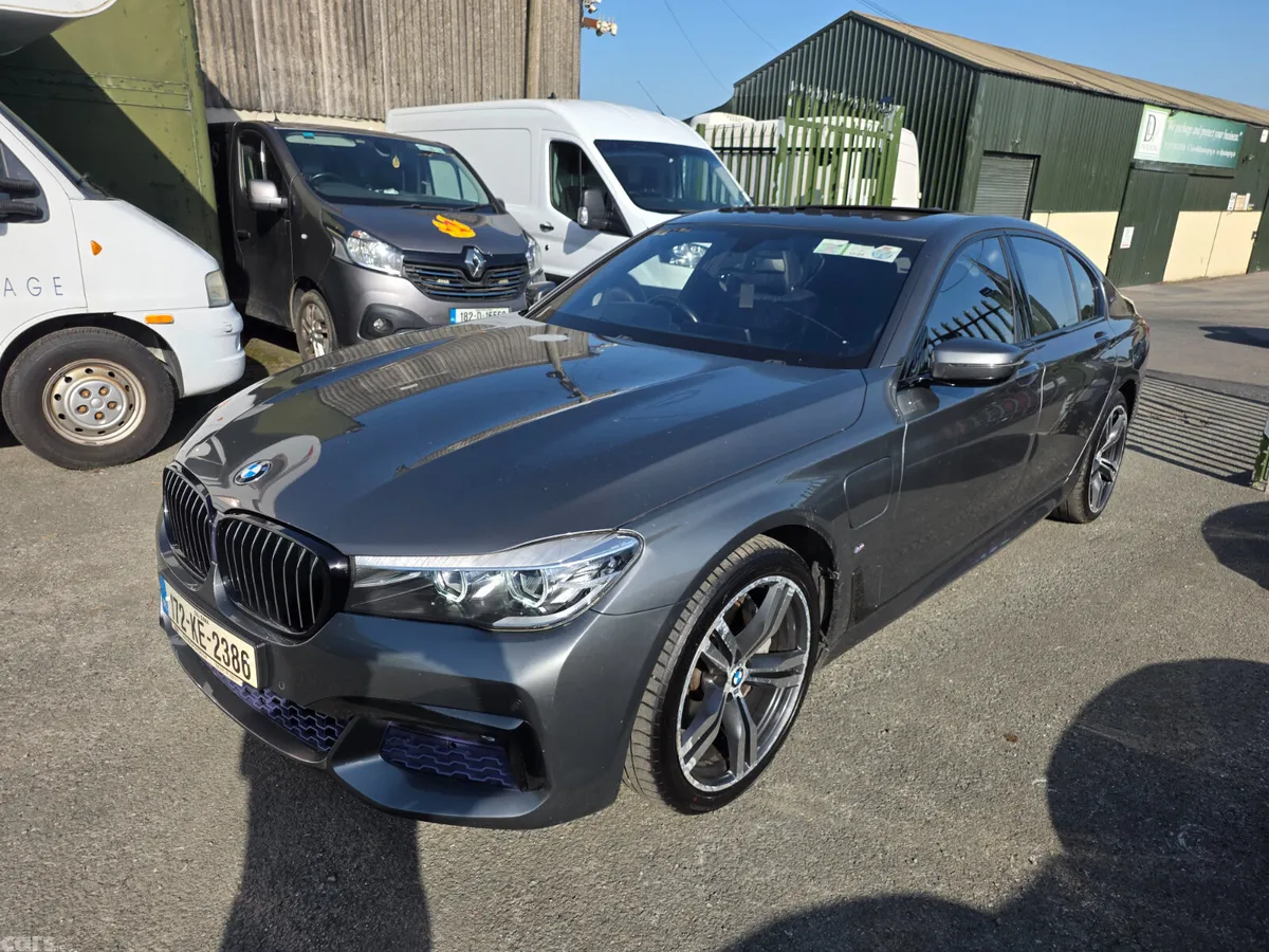 BMW 7-Series Saloon, Petrol Plug-in Hybrid, 2017, Grey