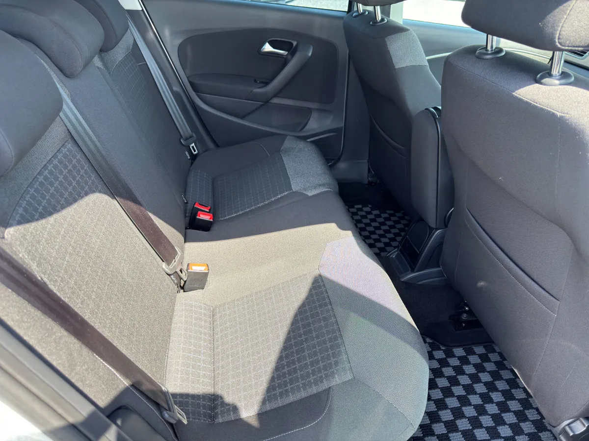 Volkswagen Polo Hatchback, Petrol, 2017, Silver