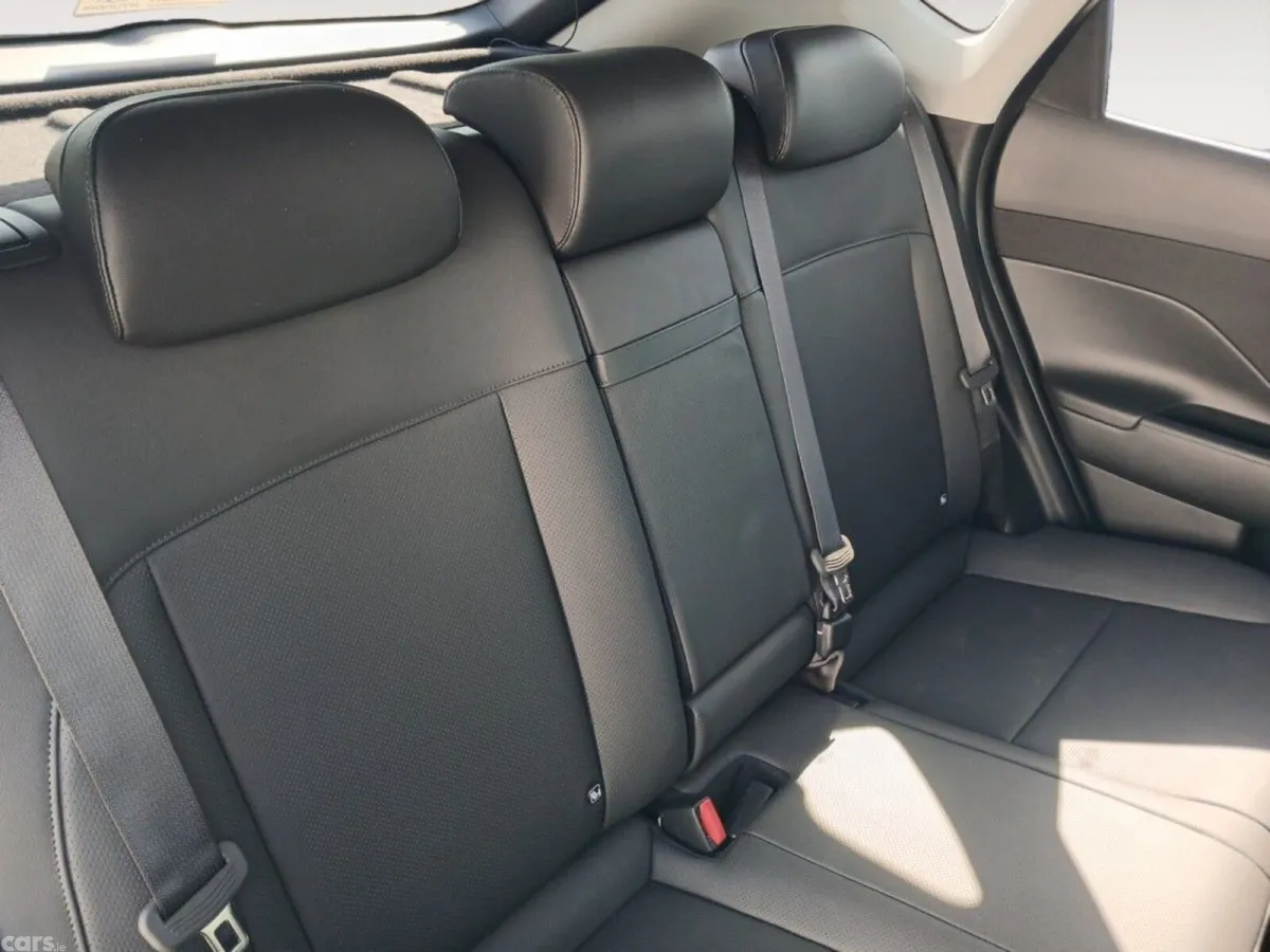 Hyundai KONA MPV, Electric, 2026, White