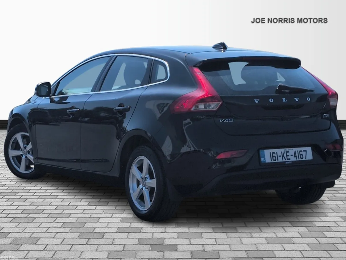 Volvo V40 Hatchback, Diesel, 2016, Black