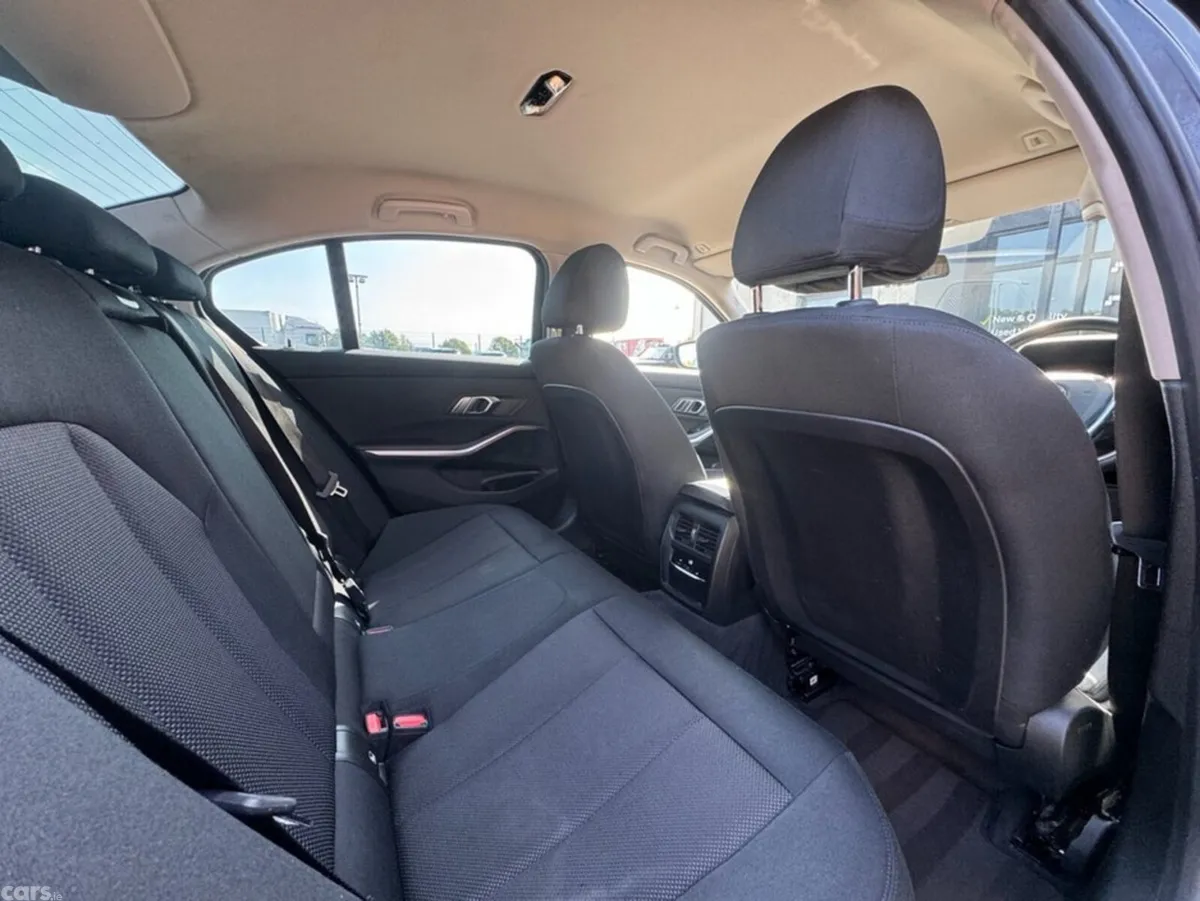BMW 3-Series Saloon, Diesel, 2022, Black