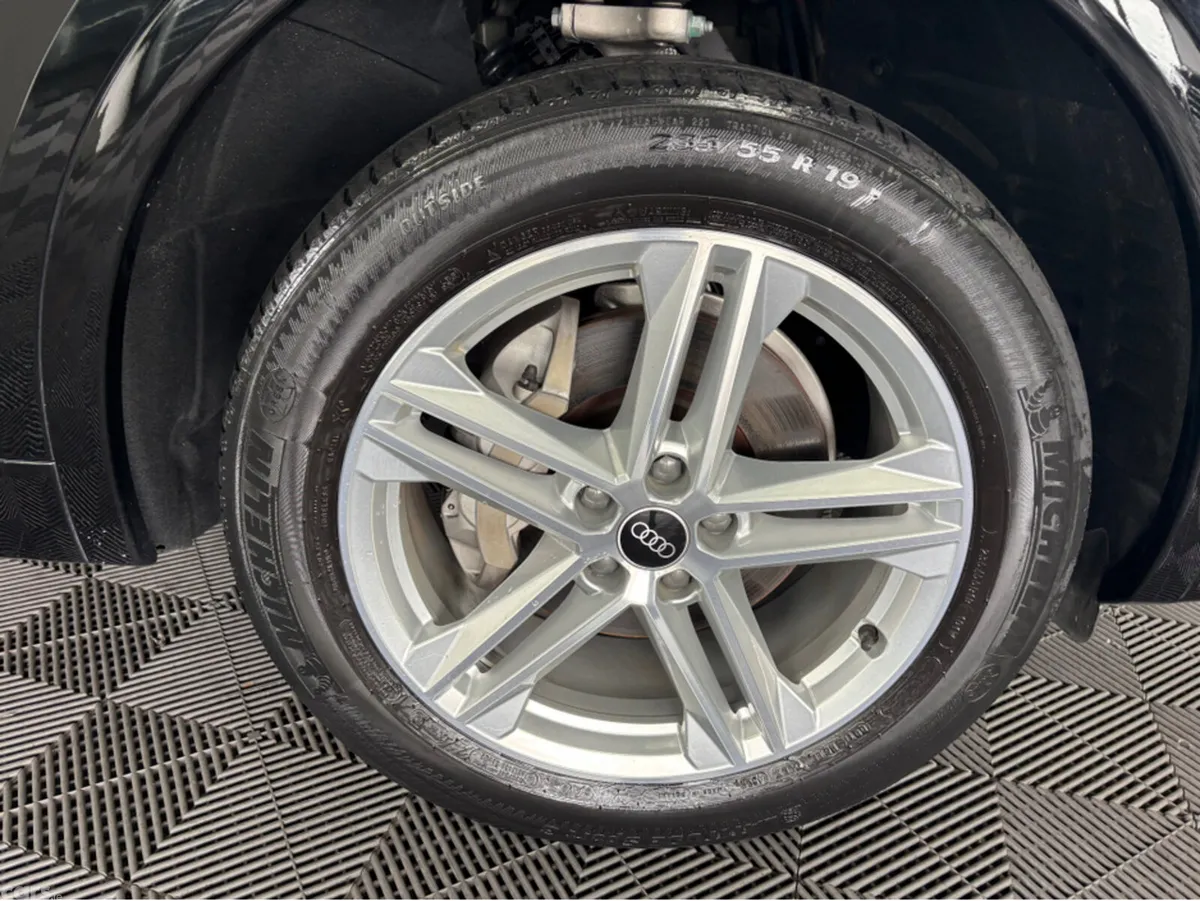 Audi Q5 SUV, Diesel, 2021, Black