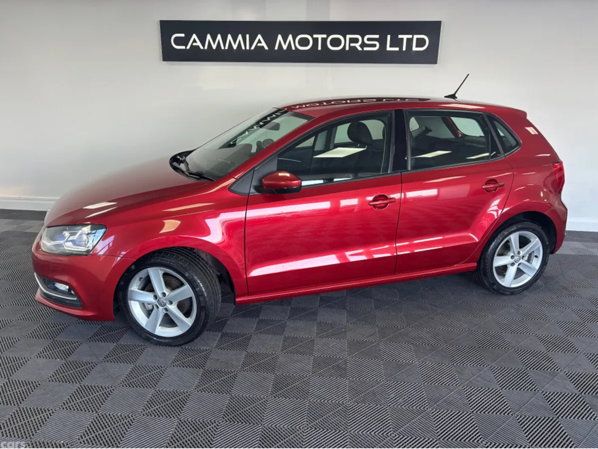 Volkswagen Polo Hatchback, Petrol, 2016, Red