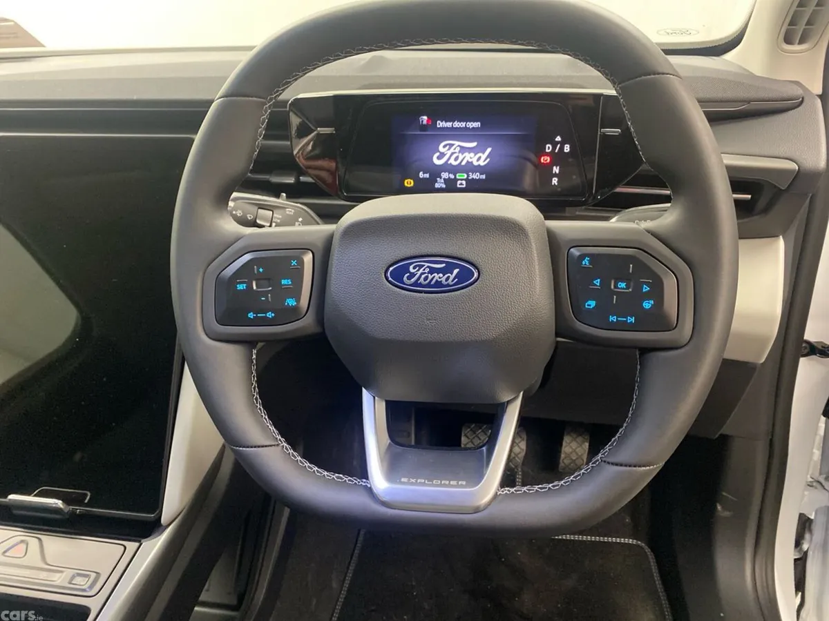 Ford Explorer Van, Electric, 2026, White