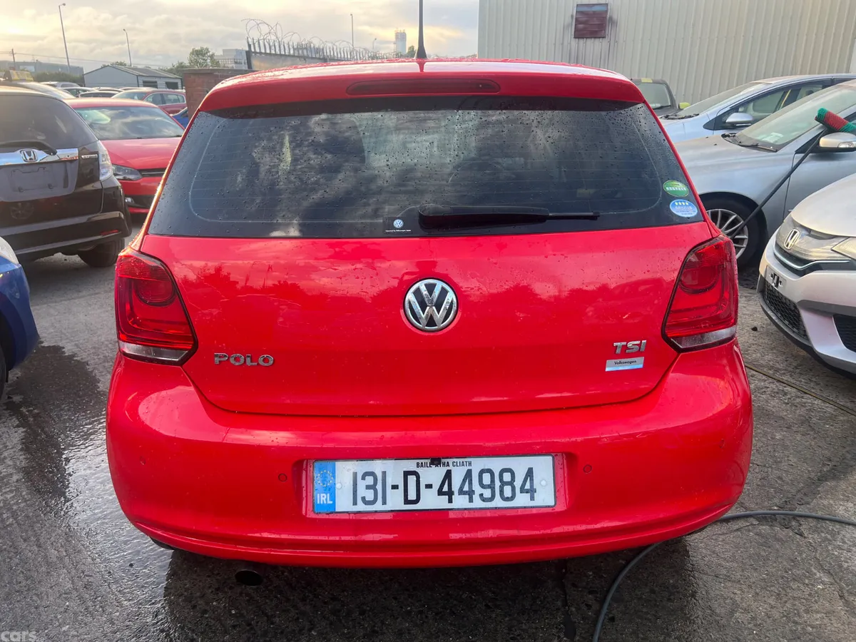 Volkswagen Polo Hatchback, Petrol, 2013, Red