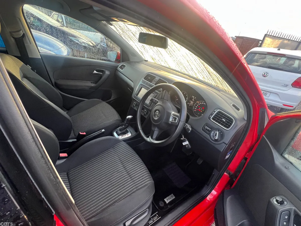 Volkswagen Polo Hatchback, Petrol, 2013, Red