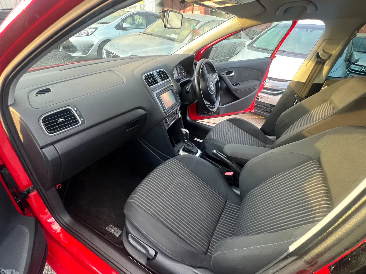 Volkswagen Polo Hatchback, Petrol, 2013, Red