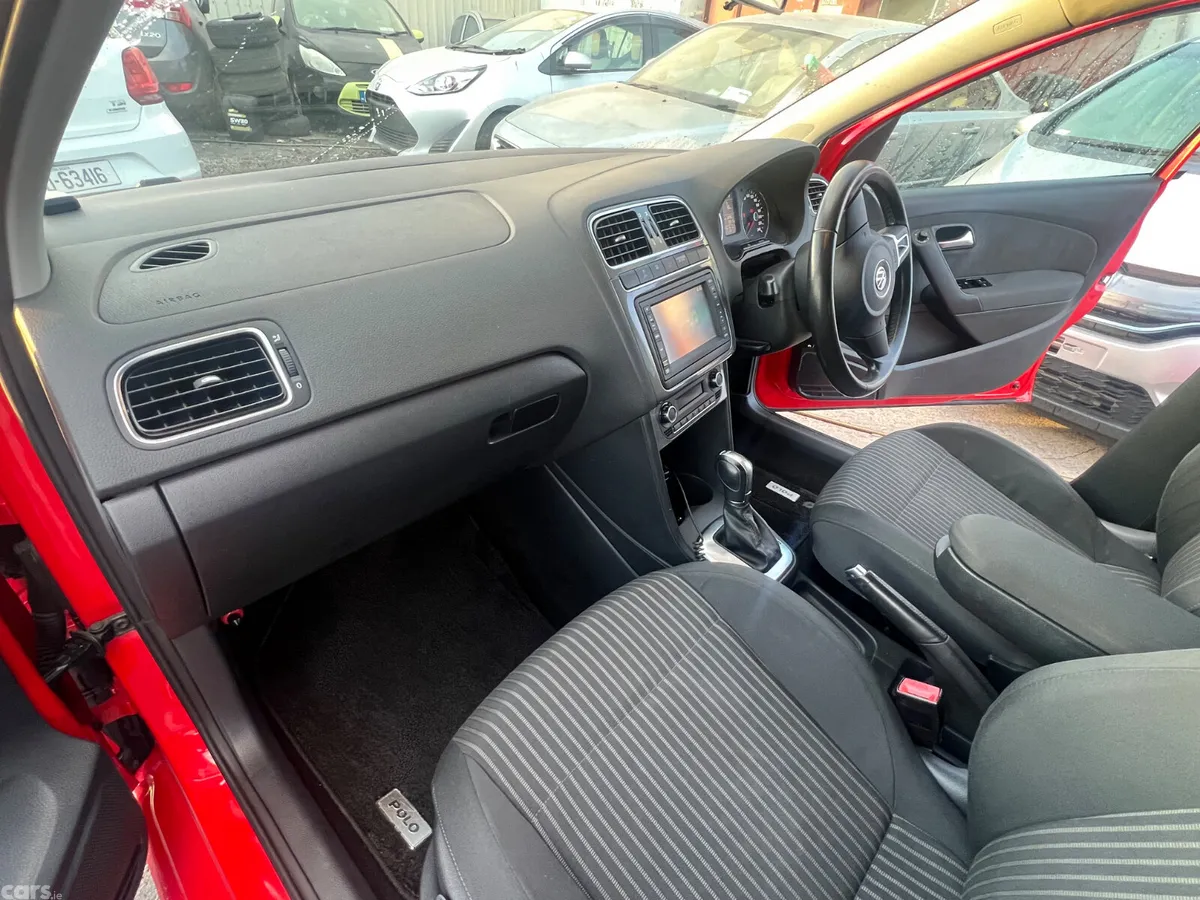 Volkswagen Polo Hatchback, Petrol, 2013, Red