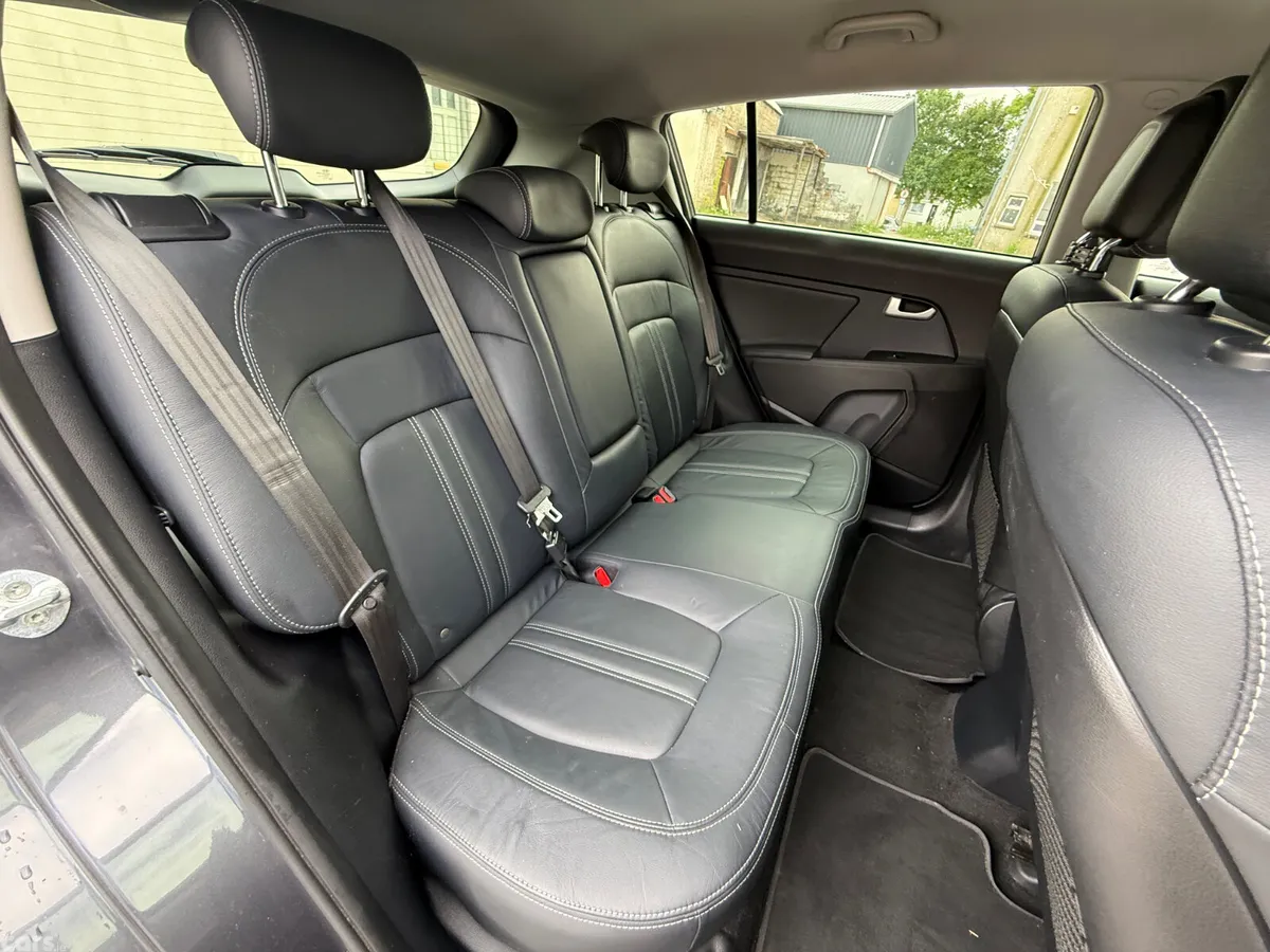 Kia Sportage SUV, Diesel, 2015, Silver