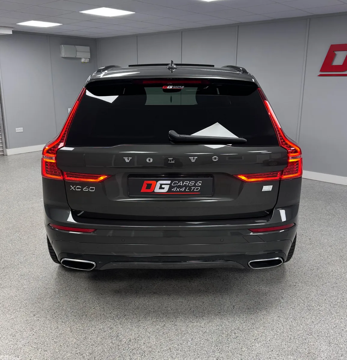Volvo XC60 SUV, Petrol Plug-in Hybrid, 2021, Grey