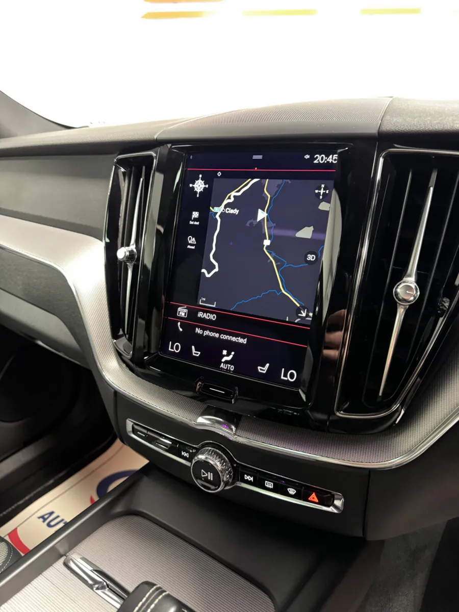 Volvo XC60 SUV, Petrol Plug-in Hybrid, 2021, Grey