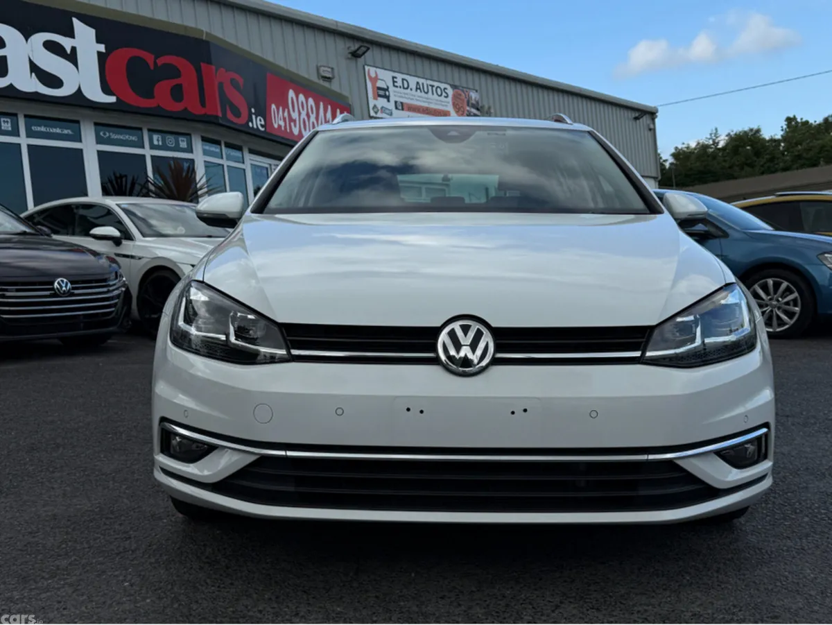 Volkswagen Golf Estate, Diesel, 2019, White