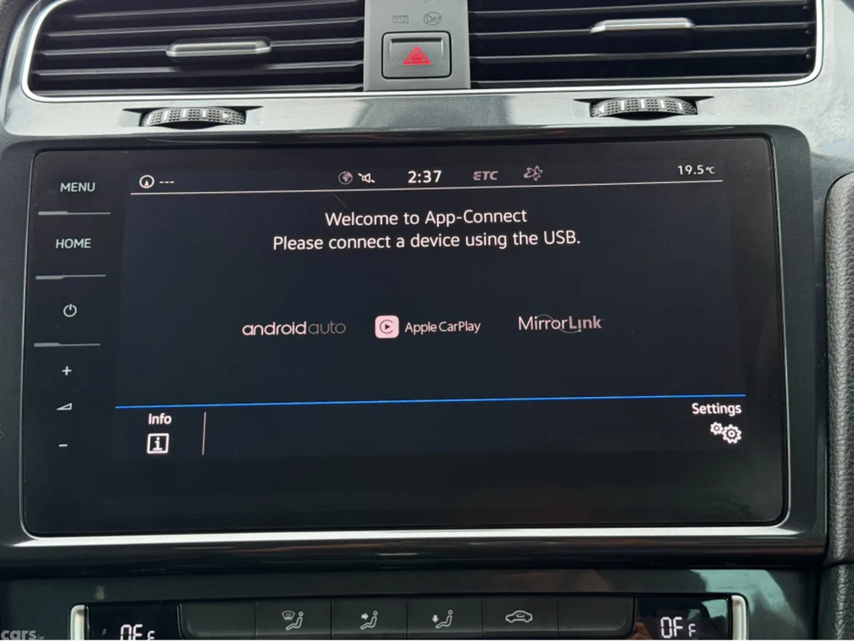 Volkswagen Golf Estate, Diesel, 2020, White