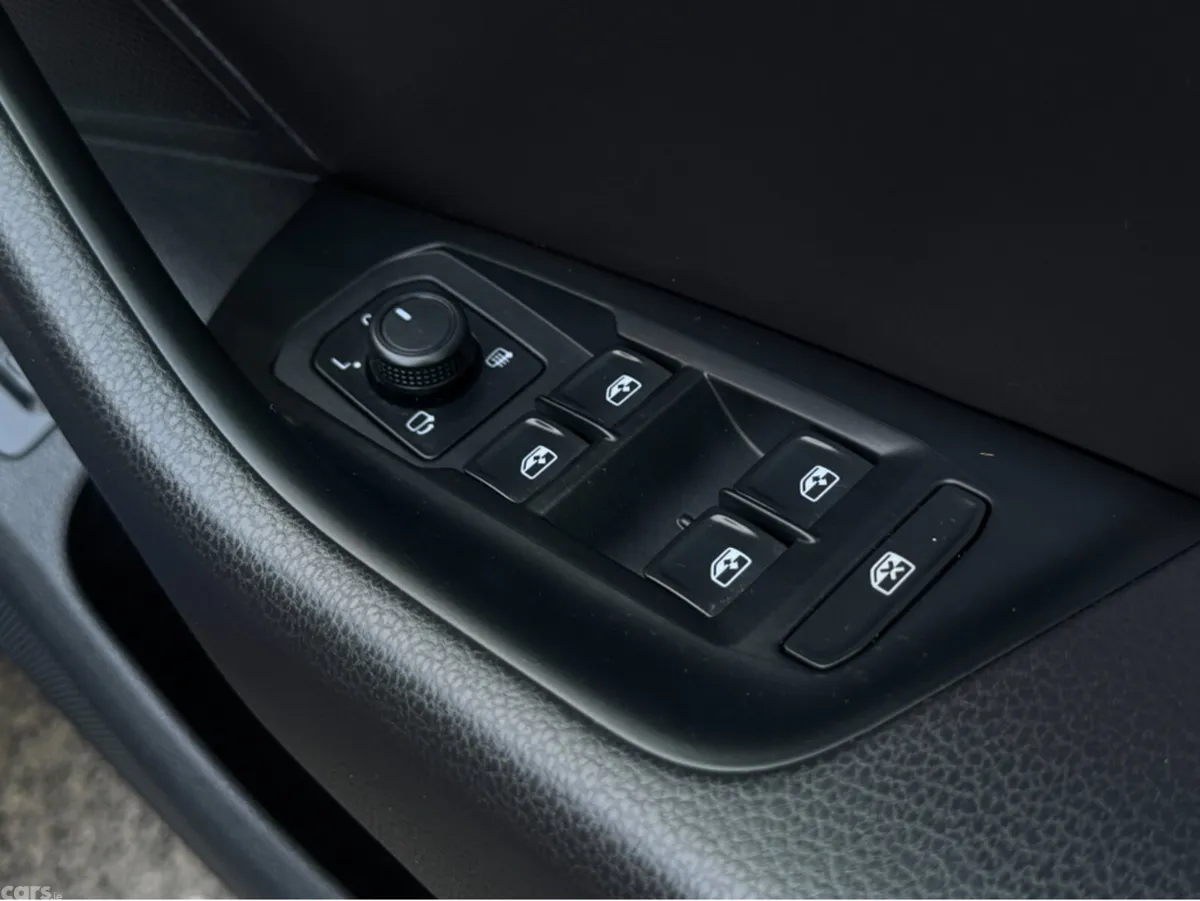 Volkswagen Arteon Saloon, Petrol, 2017, Blue
