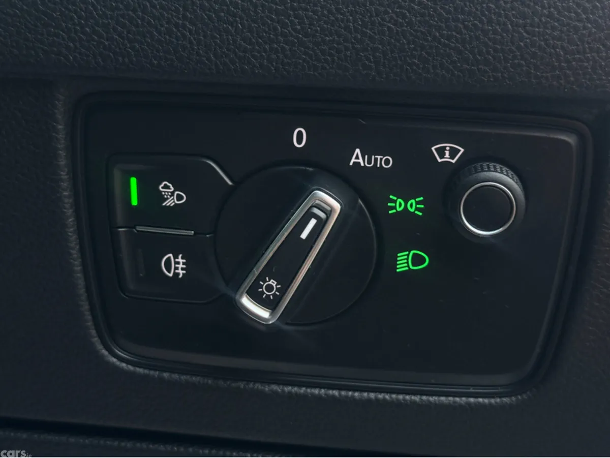 Volkswagen Arteon Saloon, Petrol, 2017, Blue
