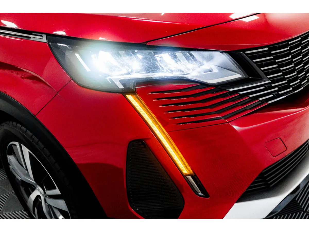 Peugeot 3008 SUV, Diesel, 2023, Red