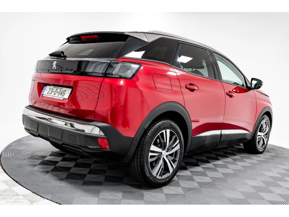 Peugeot 3008 SUV, Diesel, 2023, Red