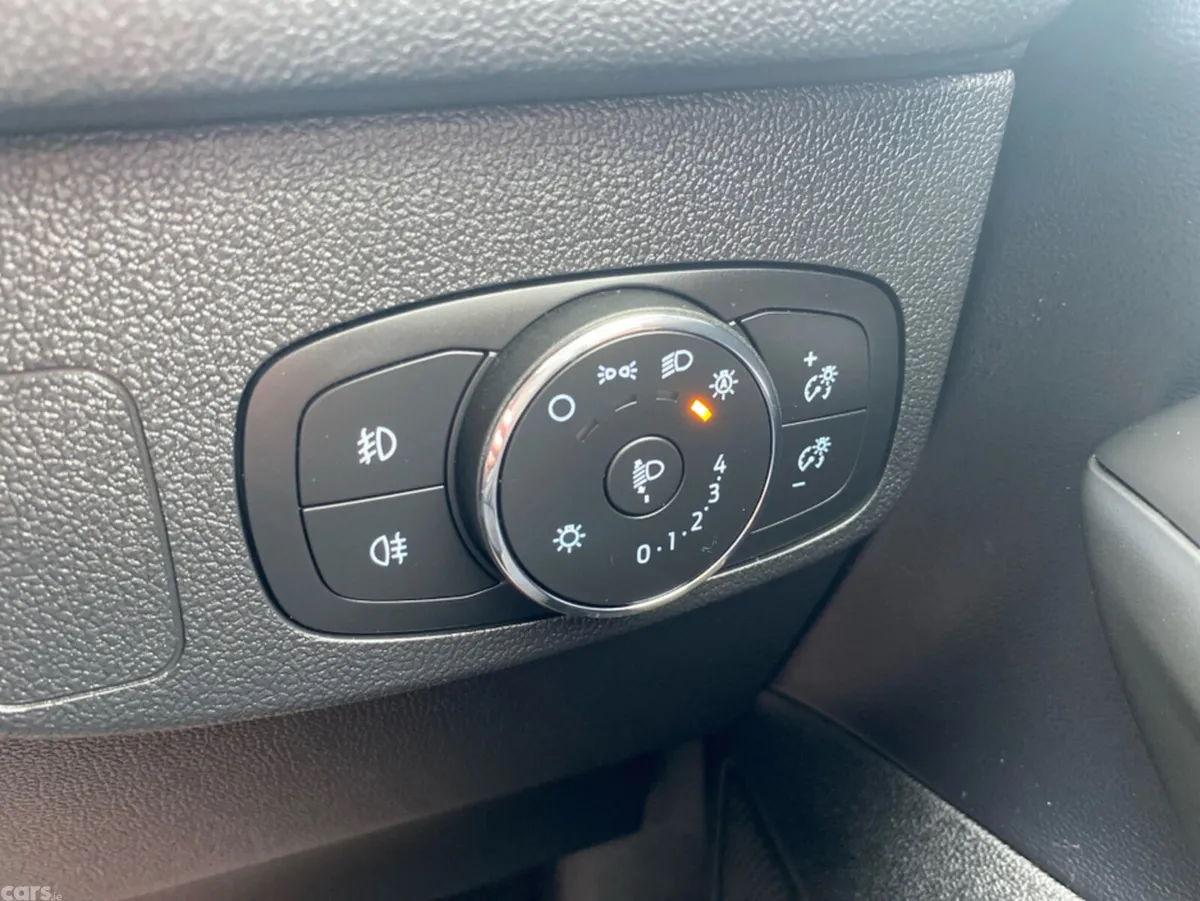 Ford Focus Estate, Petrol, 2024, Grey