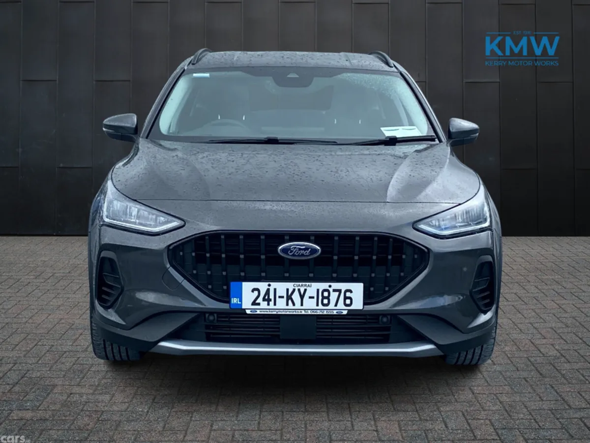Ford Focus Estate, Petrol, 2024, Grey