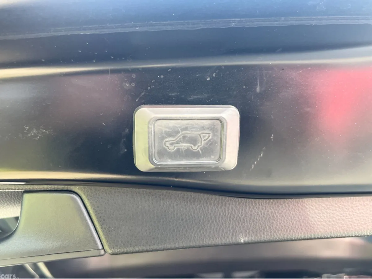 Toyota RAV4 SUV, Petrol Hybrid, 2021, Black
