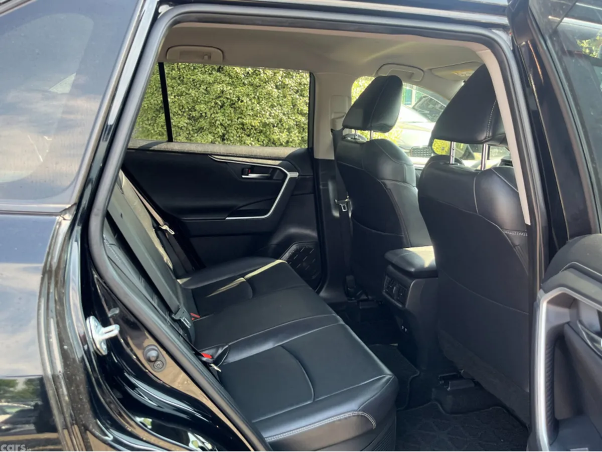Toyota RAV4 SUV, Petrol Hybrid, 2021, Black