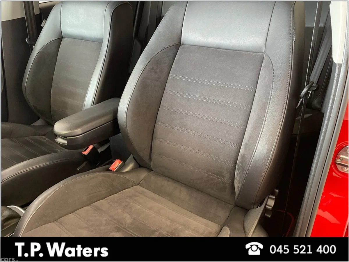 Volkswagen Polo Hatchback, Petrol, 2017, Red