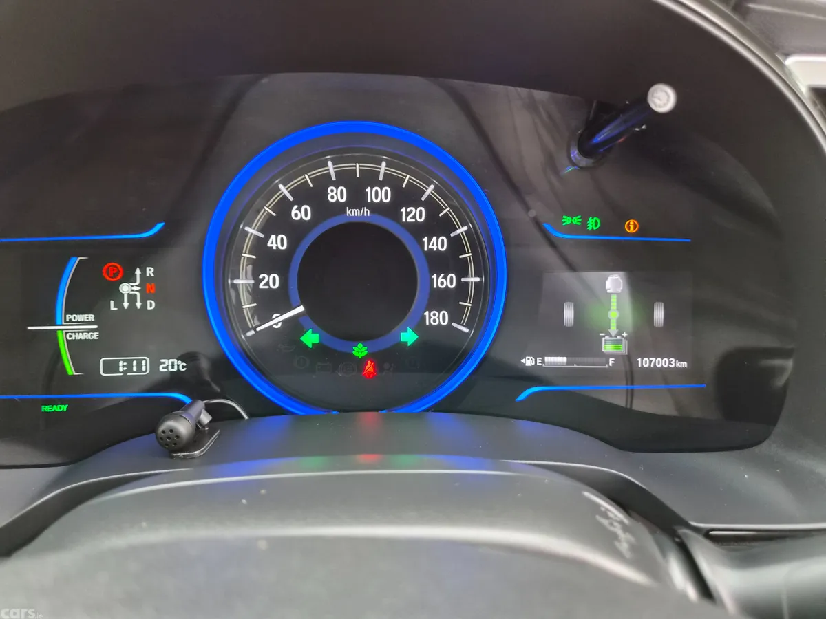 Honda Shuttle SUV, Petrol Hybrid, 2016, Blue