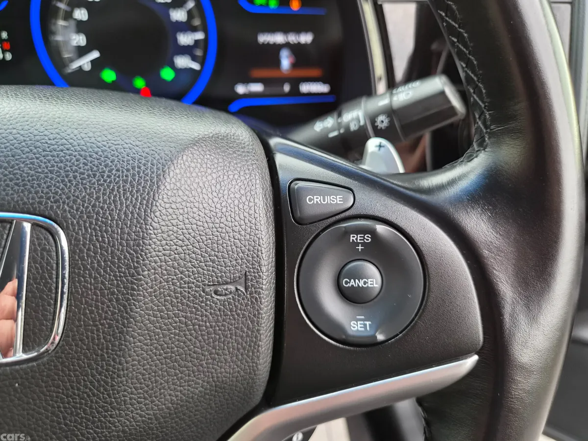Honda Shuttle SUV, Petrol Hybrid, 2016, Blue