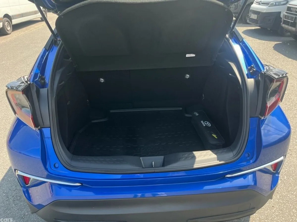 Toyota C-HR SUV, Petrol, 2018, Blue