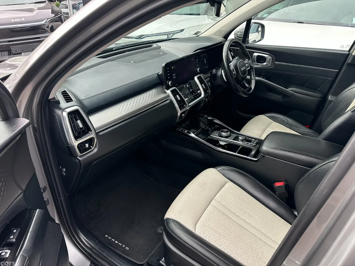 Kia Sorento SUV, Diesel, 2022, Grey