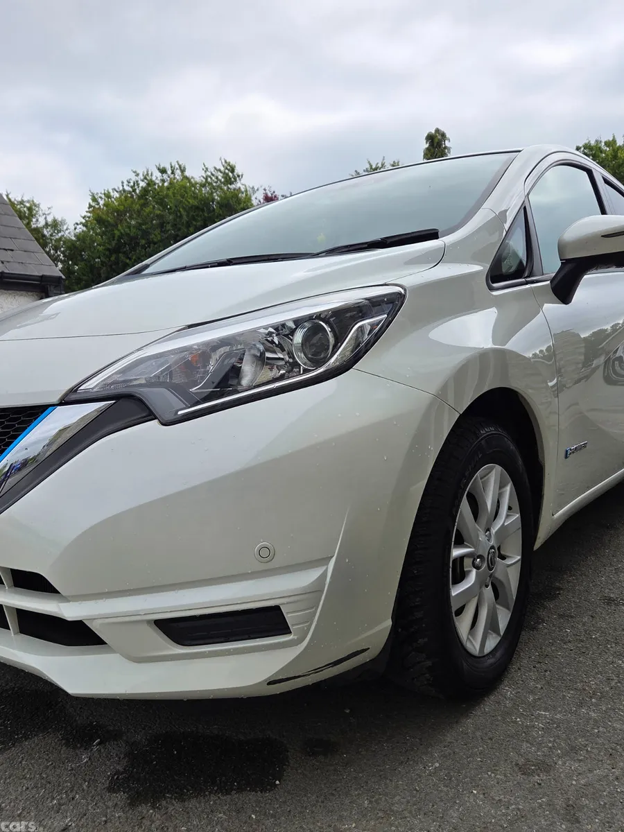 Nissan Note Hatchback, Petrol Hybrid, 2018, White