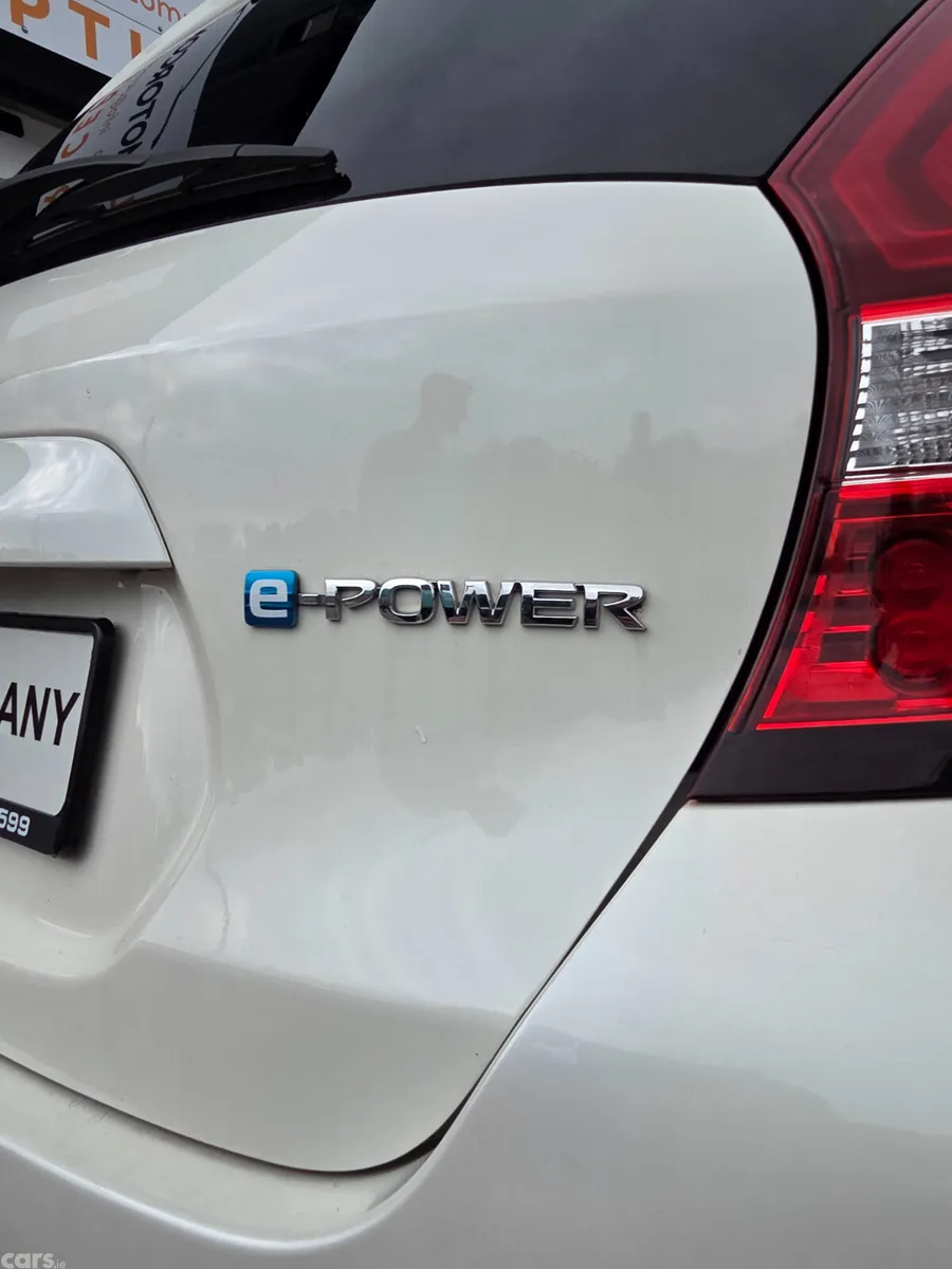 Nissan Note Hatchback, Petrol Hybrid, 2018, White
