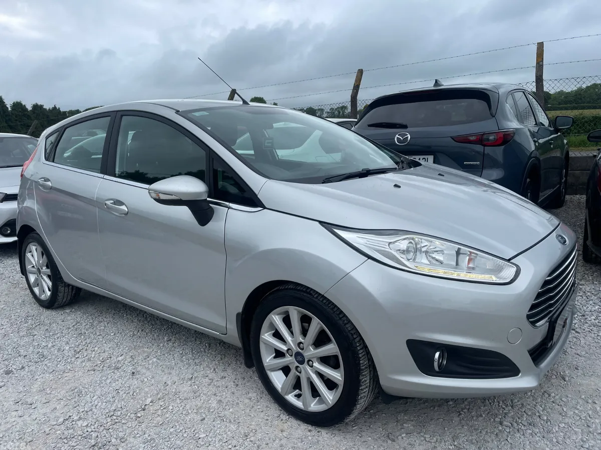 Ford Fiesta Hatchback, Diesel, 2016, Silver