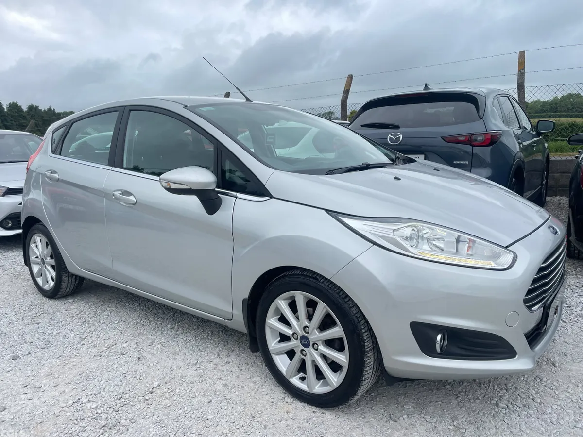 Ford Fiesta Hatchback, Diesel, 2016, Silver