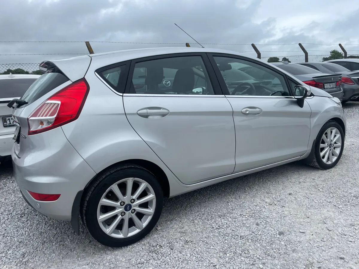 Ford Fiesta Hatchback, Diesel, 2016, Silver