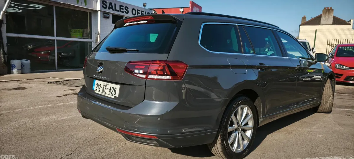 Volkswagen Passat Estate, Diesel, 2021, Grey