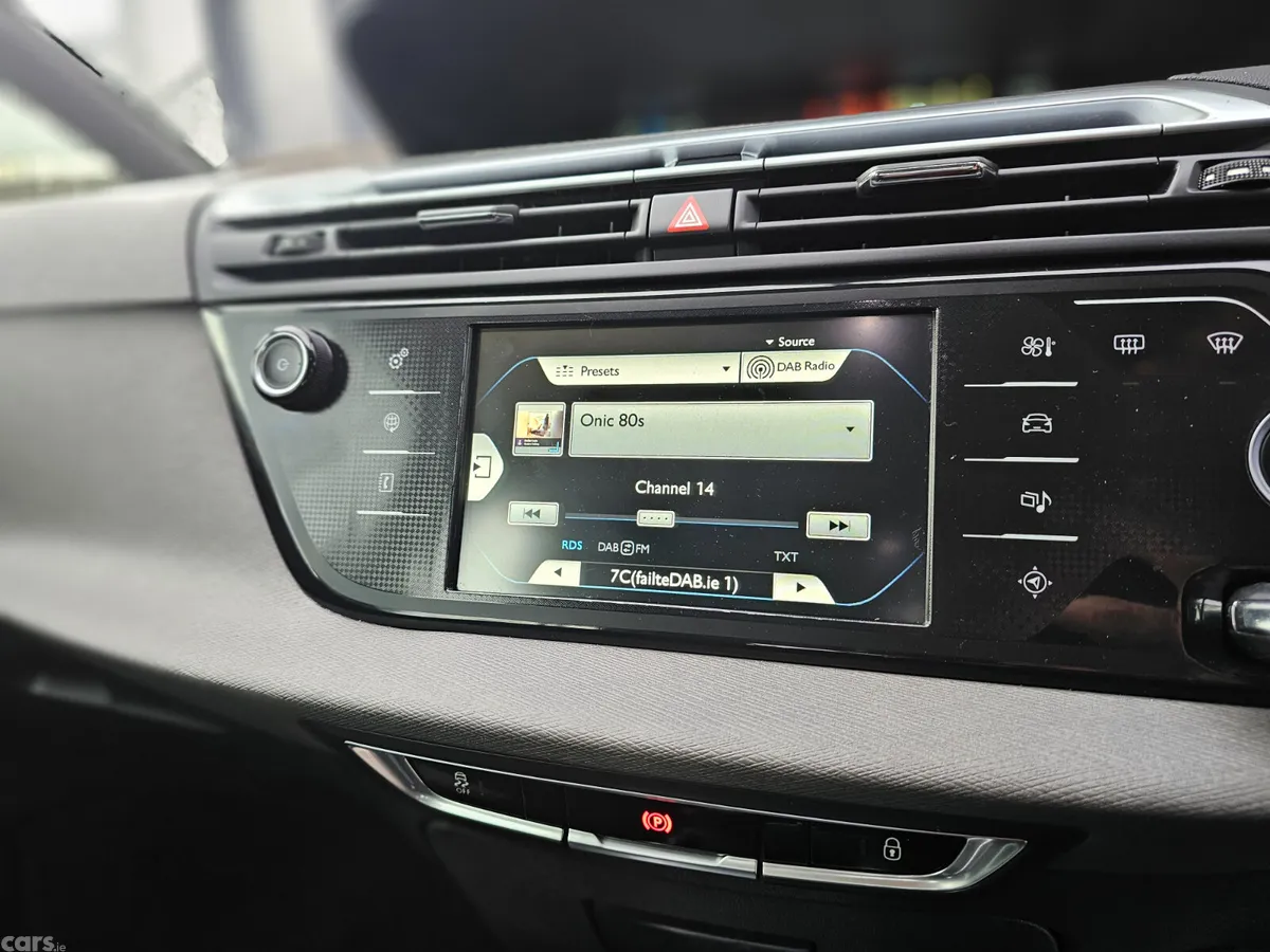 Citroen Grand C4 Picasso Hatchback, Diesel, 2015, Grey