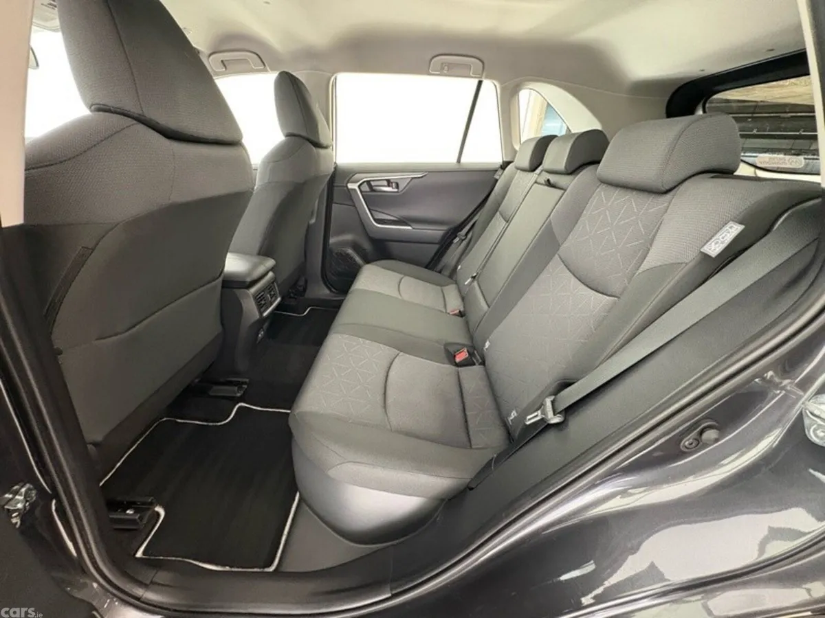Toyota RAV4 SUV, Petrol Hybrid, 2024, Grey