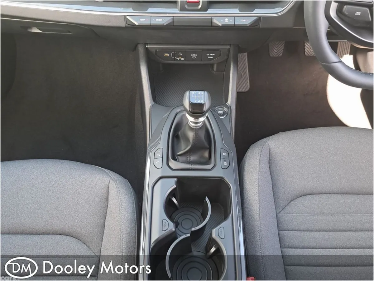Kia K4 Hatchback, Petrol, 2027, 