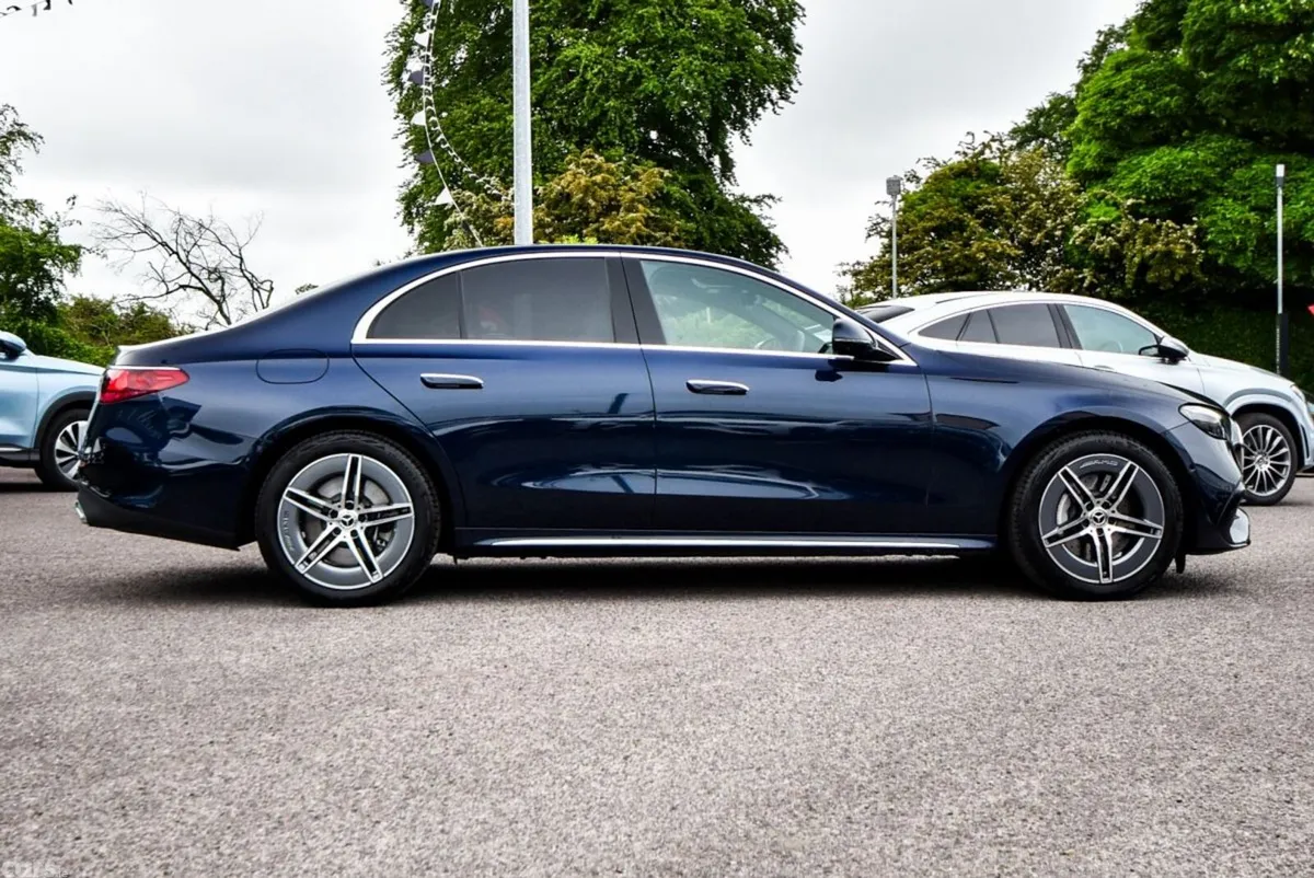 Mercedes-Benz E-Class Saloon, Diesel Plug-in Hybrid, 2026, Blue