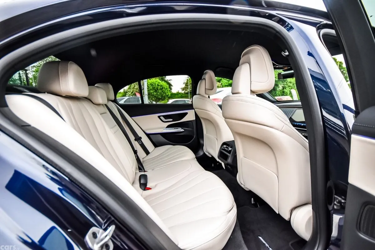 Mercedes-Benz E-Class Saloon, Diesel Plug-in Hybrid, 2026, Blue