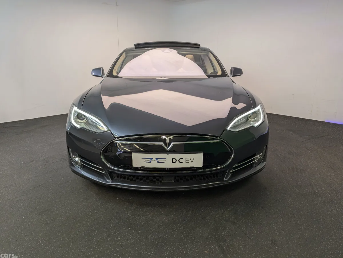 Tesla Model S Hatchback, Electric, 2014, Grey