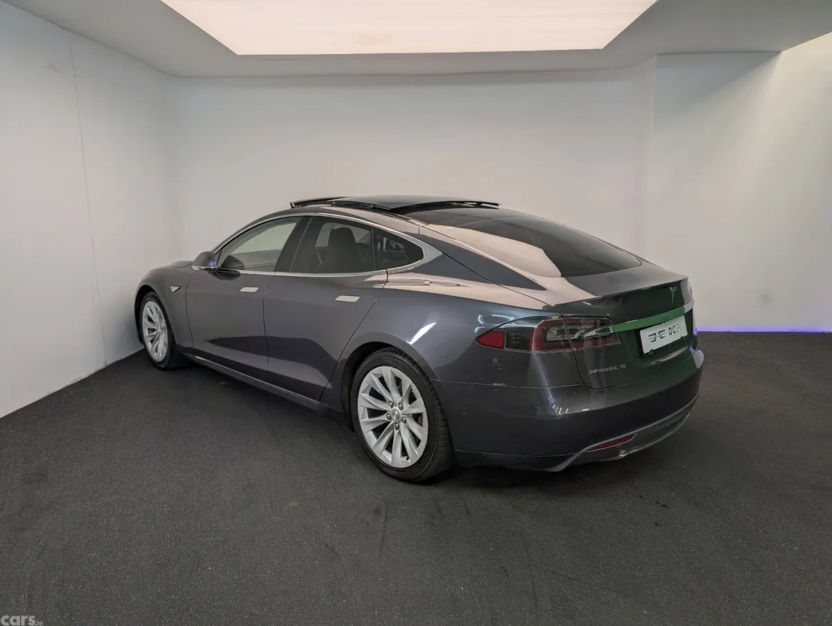 Tesla Model S Hatchback, Electric, 2014, Grey