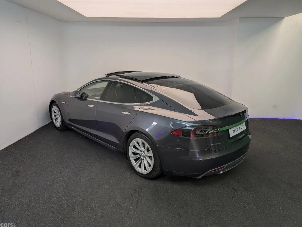 Tesla Model S Hatchback, Electric, 2014, Grey