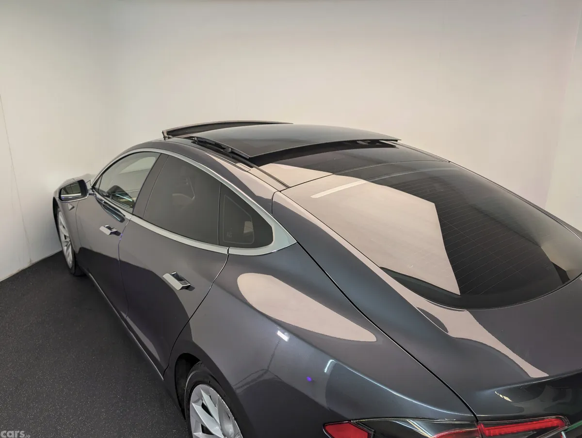 Tesla Model S Hatchback, Electric, 2014, Grey