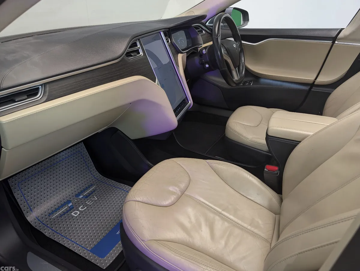 Tesla Model S Hatchback, Electric, 2014, Grey