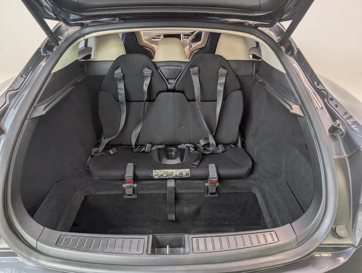 Tesla Model S Hatchback, Electric, 2014, Grey